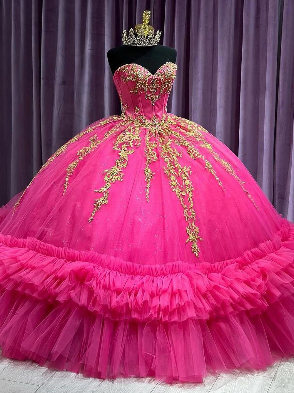 Luxury & Glamorous Ball Gown Strapless Gold Lace Appliques Tiered Ruffle Beaded Hot Pink Tulle Quinceanera Dress Birthday Party Gown for Sweet 16