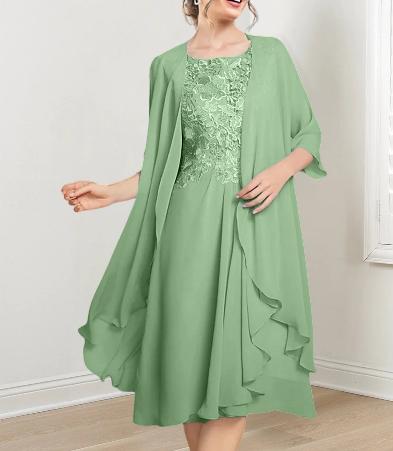 A-Line/Princess Scoop Knee-Length Mother of the Bride Dresses