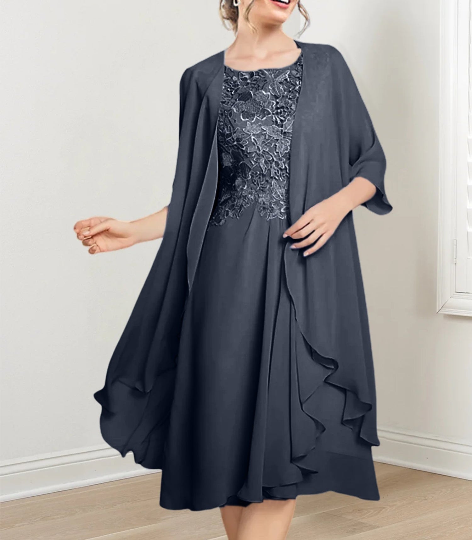 A-Line/Princess Scoop Knee-Length Mother of the Bride Dresses