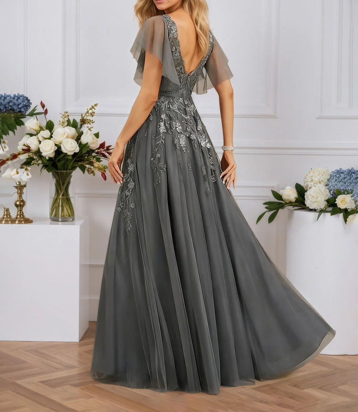 A-line V-Neck Floor-Length Tulle Lace Evening Dress With Sequins