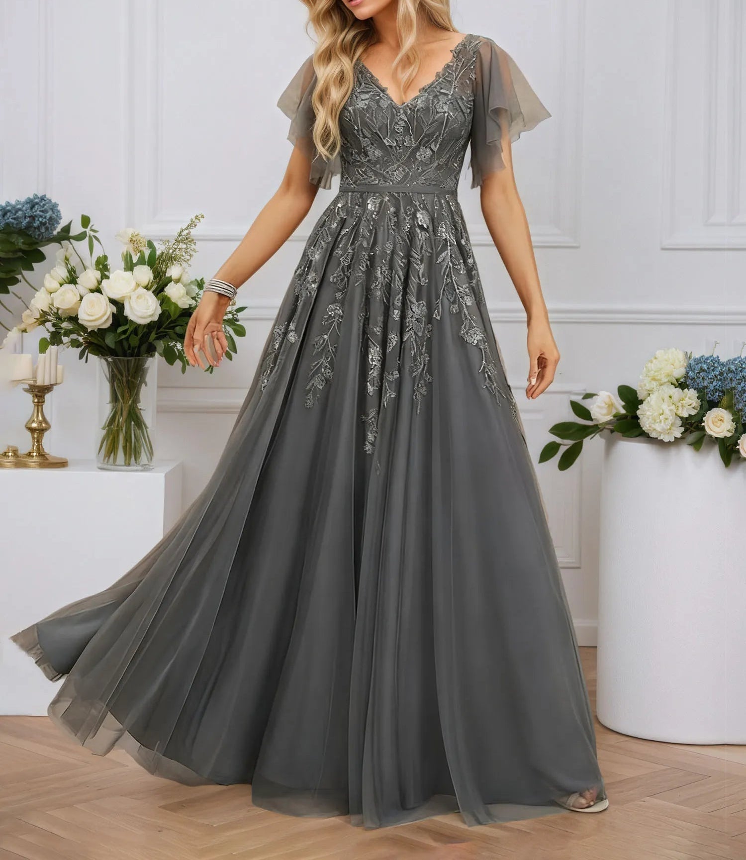 A-line V-Neck Floor-Length Tulle Lace Evening Dress With Sequins