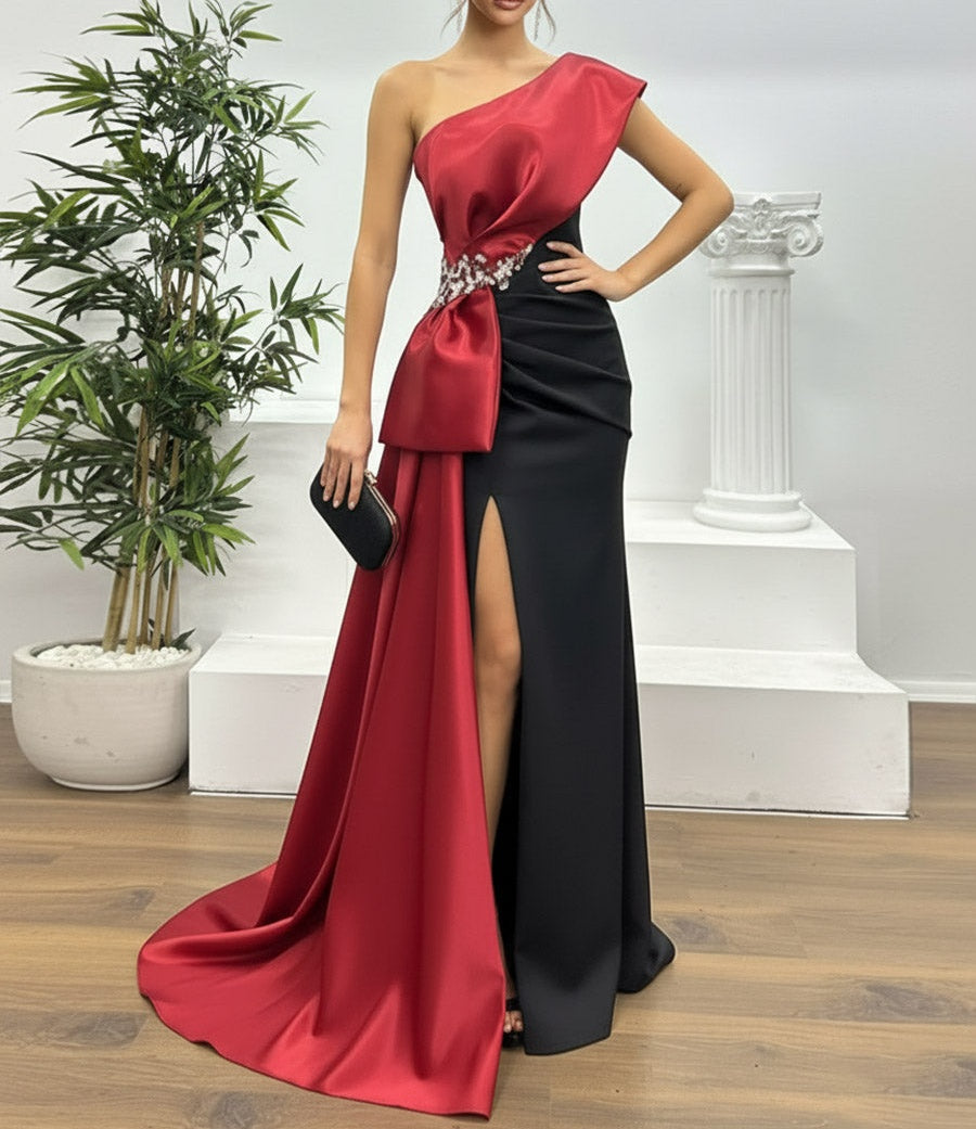 A Line/Princess One Shoulder Floor-Length Prom Dresses with Appliques