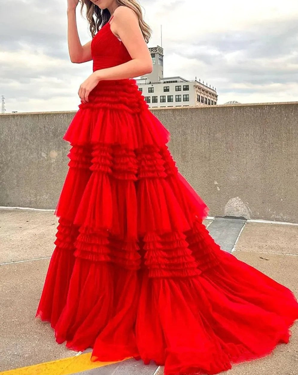 Tulle Spaghetti Strap Tiered Long Prom Dresses Ruffle Ball Gown