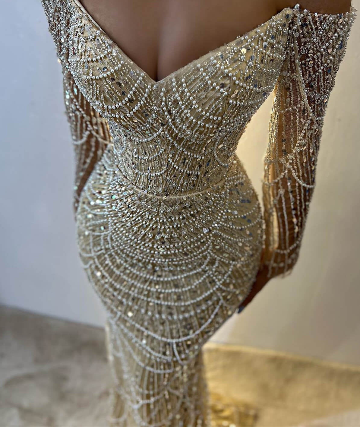Beautiful Off-the-Shoulder Long Sleeves Prom Dress Mermaid Pearls With Beads