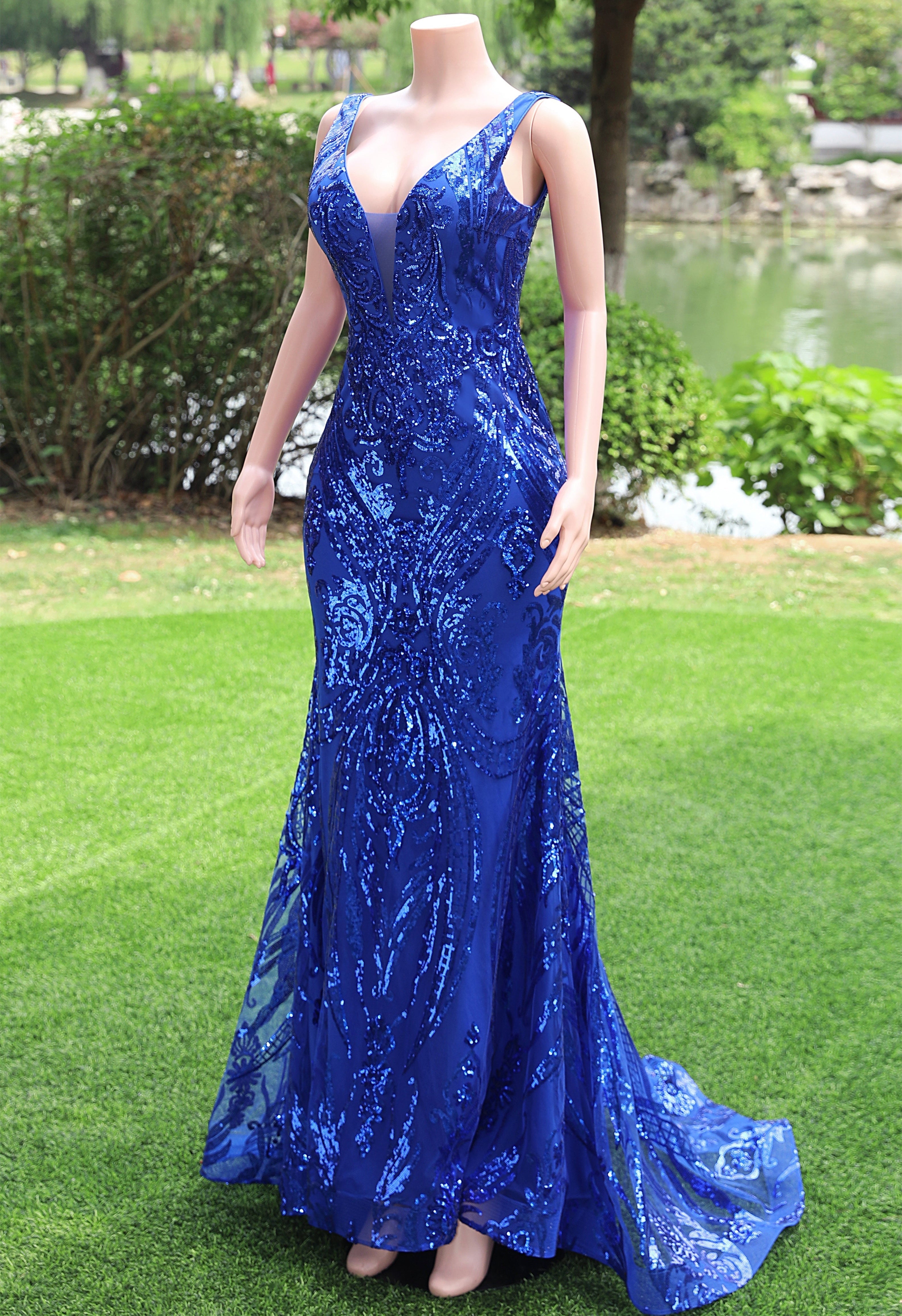 Royal Blue Mermaid Sequin Court Tain Sparkle V-neck Sleeveless Prom Dresses