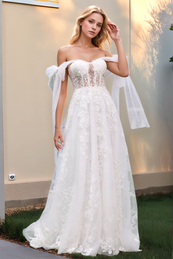 Modern & Chic A-Line Off Shoulder Seeveless Appliques Lace Up Tulle Boho Wedding Dress Beach Bride Gown