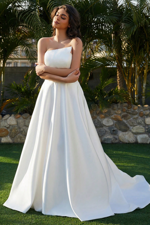 Elegant & Simple A-Line Strapless Sleeveless Lace Up Court Train Satin Wedding Dress Bride Gown