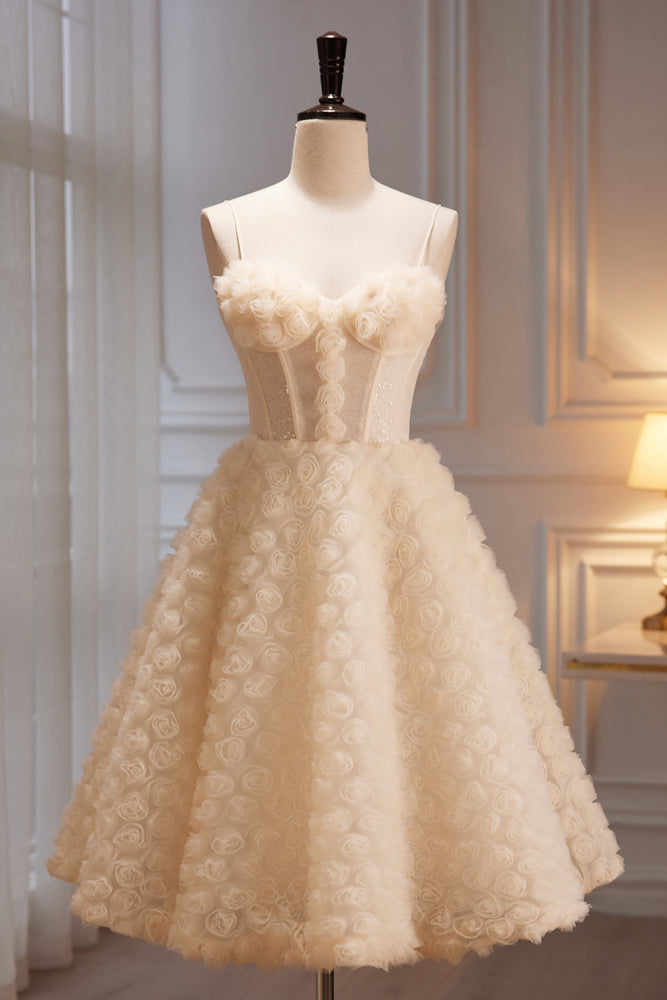 Elegant Champagne Spaghetti Straps Tulle Homecoming Dresses