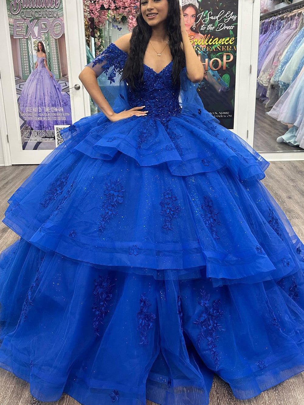 Elegant & Gorgeous Ball Gown Off Shoulder Flowers Lace Appliques Beaded Tiered Ruffles Royal Blue Tulle Princess Evening Party Gown Quinceanera Dress for Sweet 16