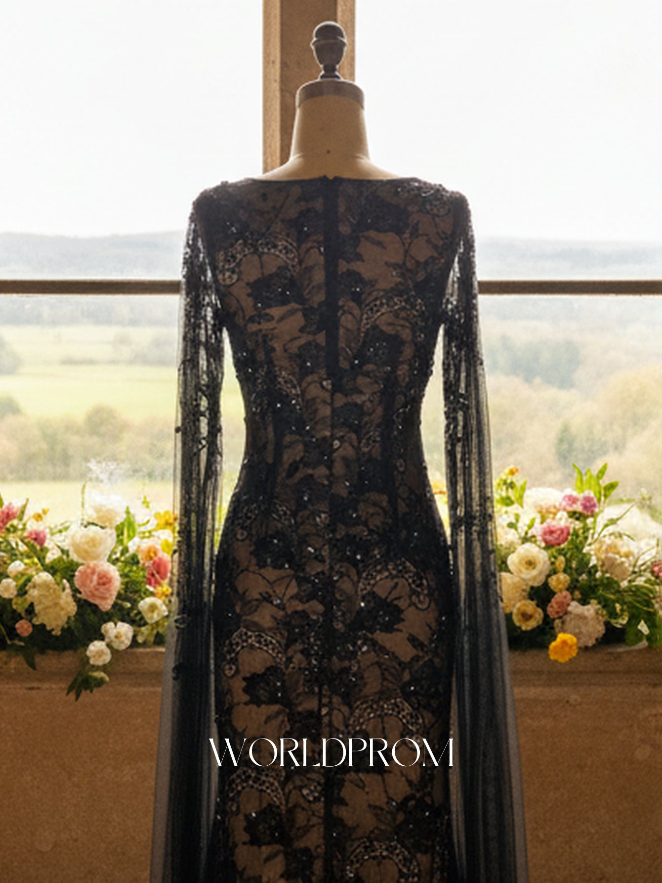 Long Sleeve Sparkly Beading Lace Illusion Mermaid Long Prom Dress - Black