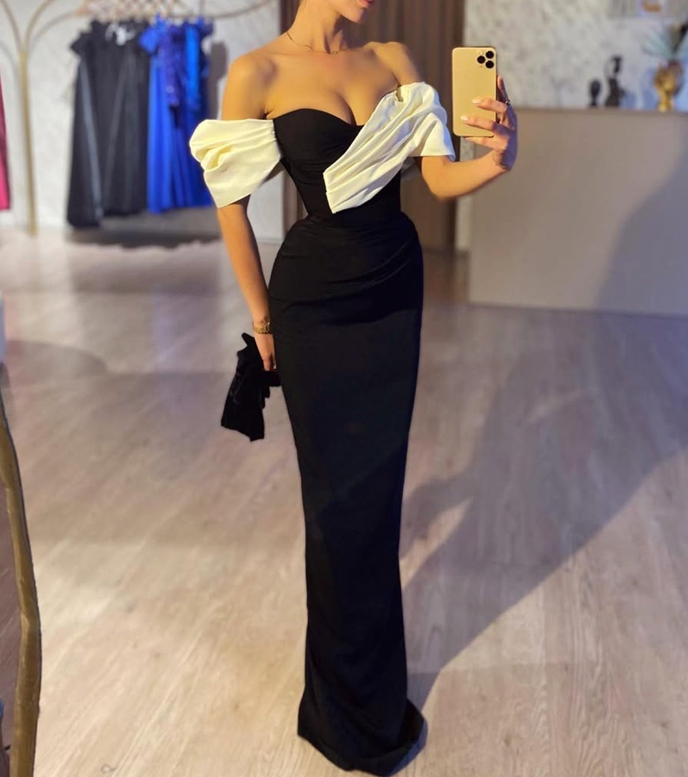 Off Shoulder Backless Sheath Long Prom Dress - Black