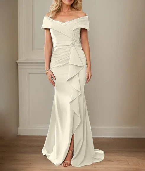 Sheath/Column V-Neck Illusion Floor-Length Lace Chiffon Mother of the Bride Dress With Pleated Sequins