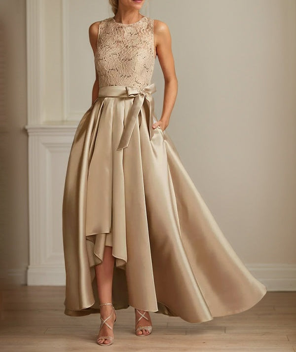 A-Line/Princess Jewel Neck Sleeveless Mother Of The Bride Dresses With Pleats Lace
