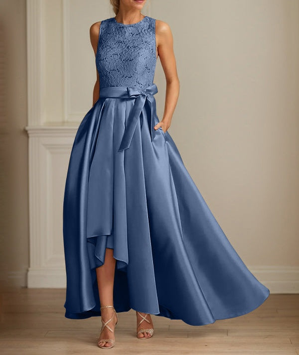A-Line/Princess Jewel Neck Sleeveless Mother Of The Bride Dresses With Pleats Lace
