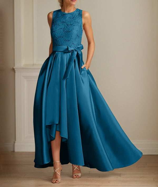 A-Line/Princess Jewel Neck Sleeveless Mother Of The Bride Dresses With Pleats Lace
