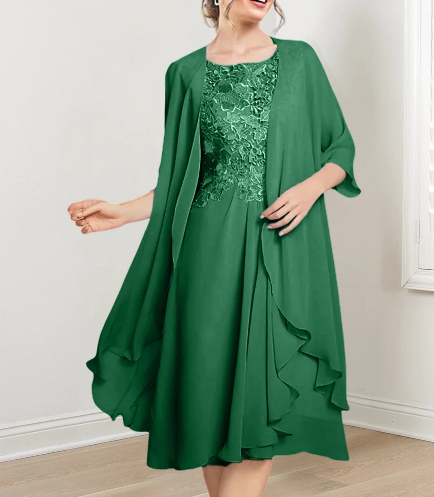 A-Line/Princess Scoop Knee-Length Mother of the Bride Dresses