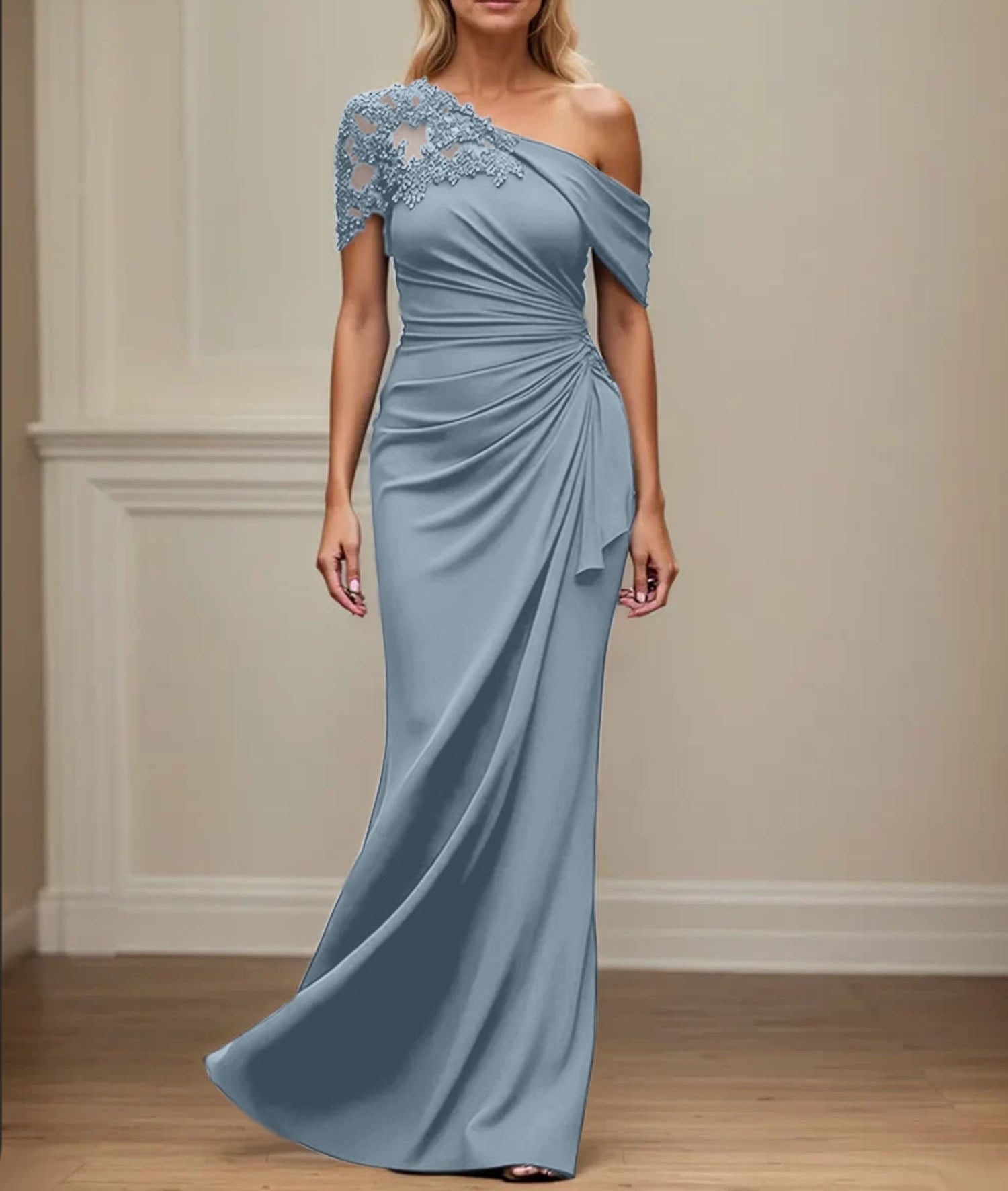 Trumpet/Mermaid Asymmetrical Mother of the Bride Dress with Appliques