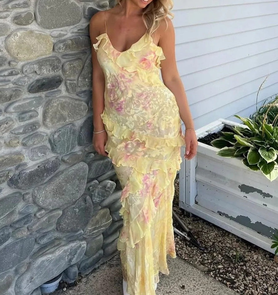 Mermaid/Trumpet Ruffle V-Neck Floor-Length Prom Dresses with Floral Satin