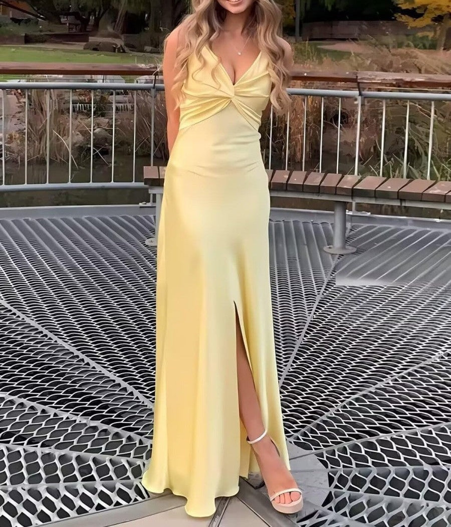 Mermaid/Trumpet Spaghetti Strap V Neck Floor-Length Prom Dresses with Satin