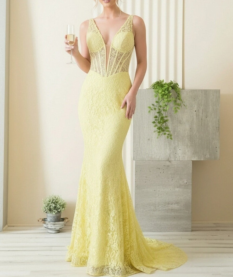 Mermaid/Trumpet V-Neck Tulle Illusion Floor-Length Prom Dresses with Lace