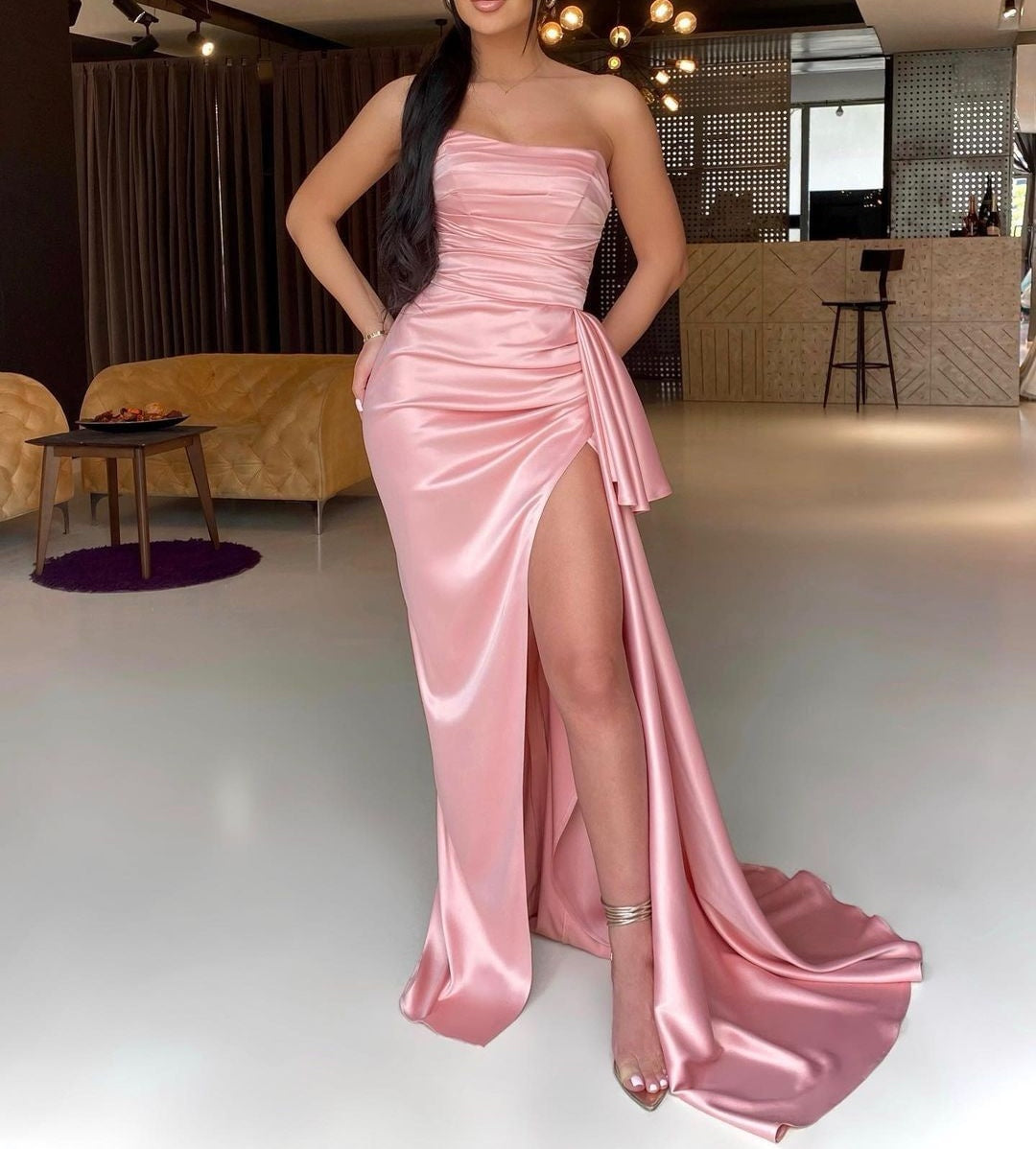 Gorgeous Pink Strapless Pleated Prom Dress Mermaid Long With Slit