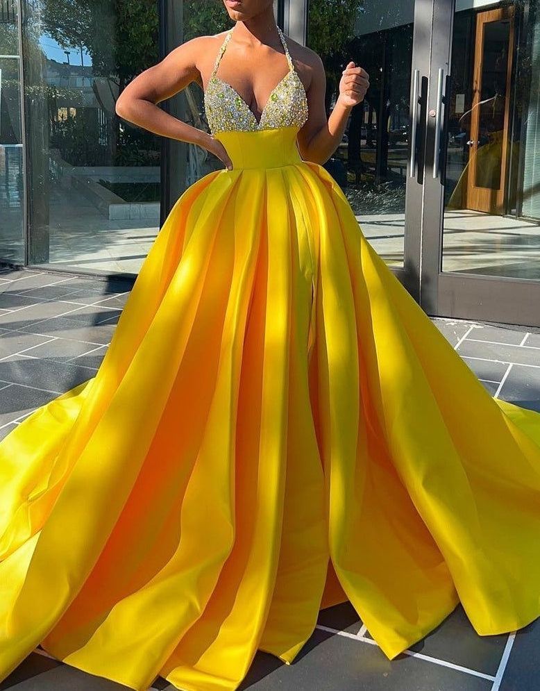 Sleeveless Ball Gown Spaghetti Backless Beading Prom Dress
