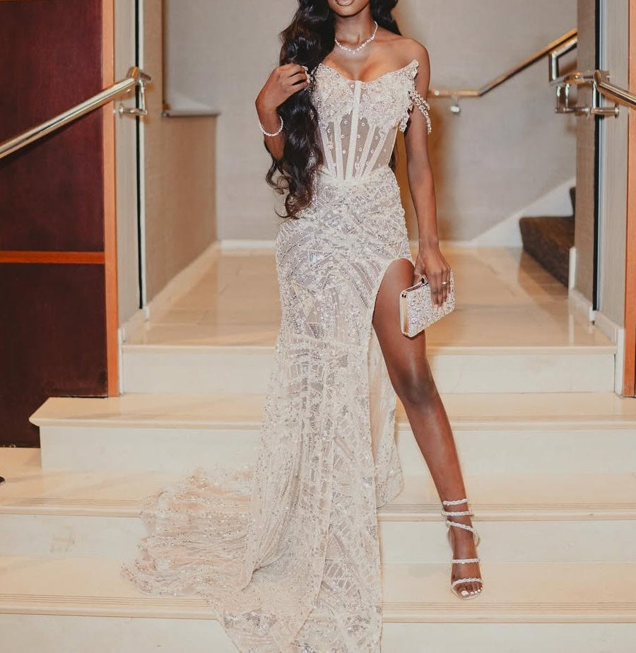 Sweetheart Ivory Mermaid High Split Court Train Sparkle Prom Dresses