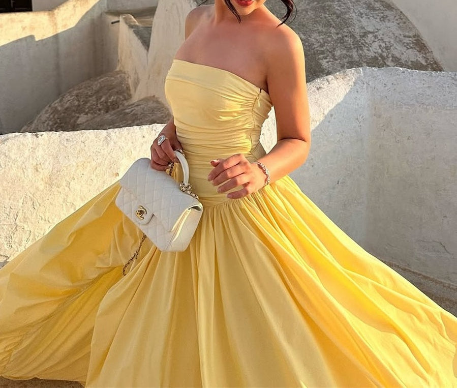 Charming Daffodil Strapless Prom Dress Sleeveless A-Line Side Slit With Pleats