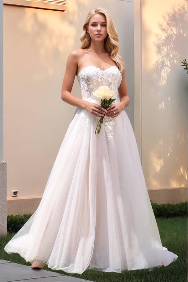 Simple & Casual A-Line Strapless Sleeveless Appliques Back Zipper Tulle Boho Wedding Dress Beach Bride Gown